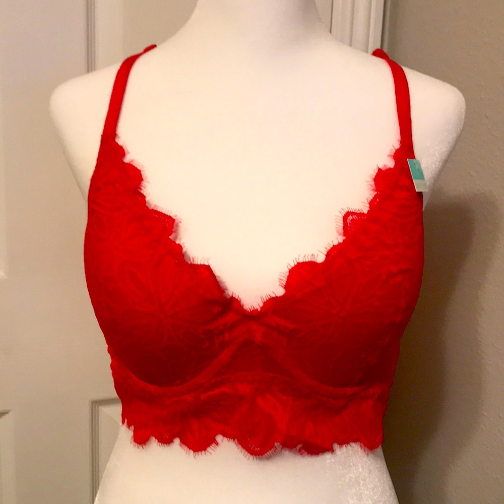 ❤️NWT VS Red Lace Racerback Bralette ❤️